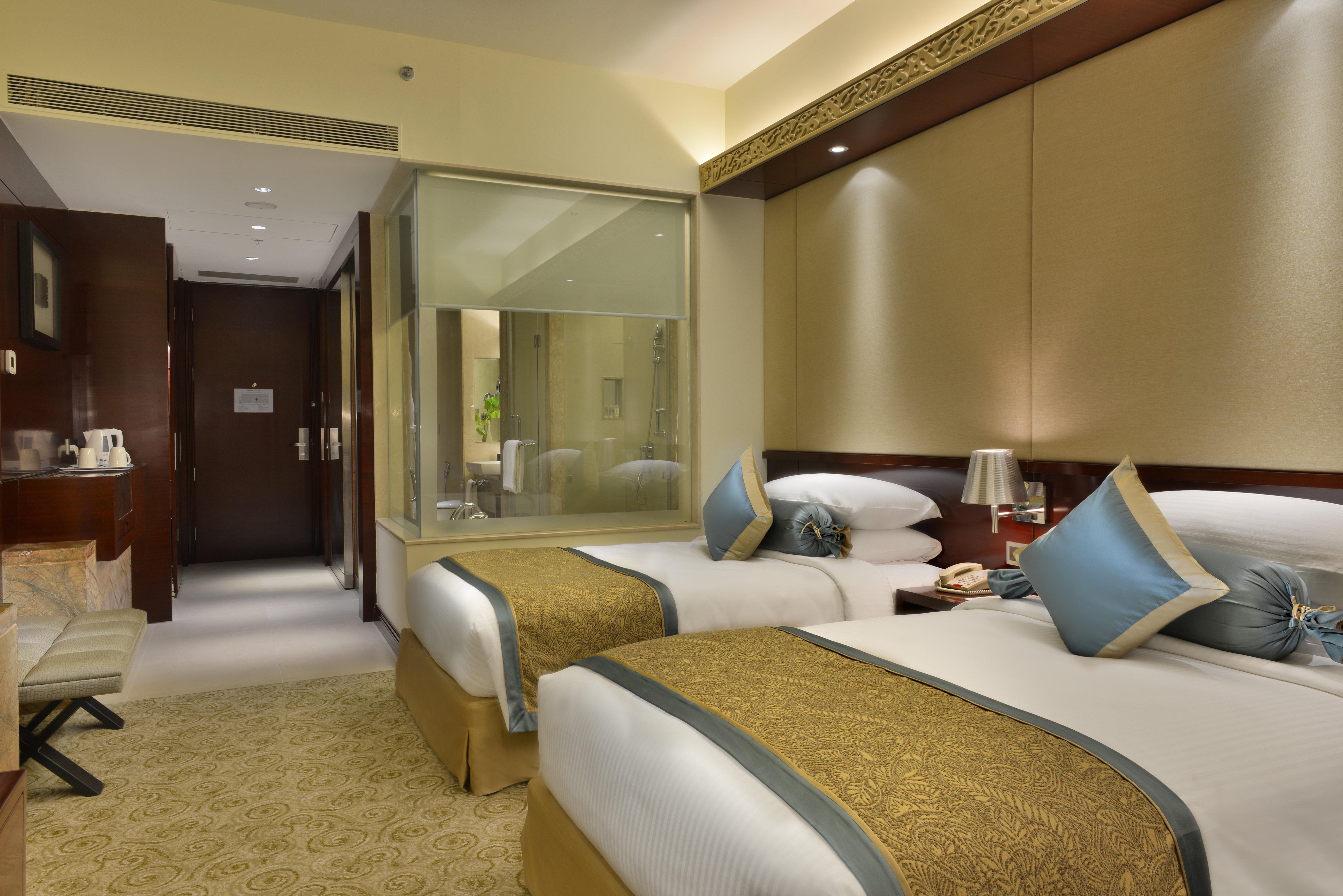 Crowne Plaza Ahmedabad City Centre By Ihg Buitenkant foto