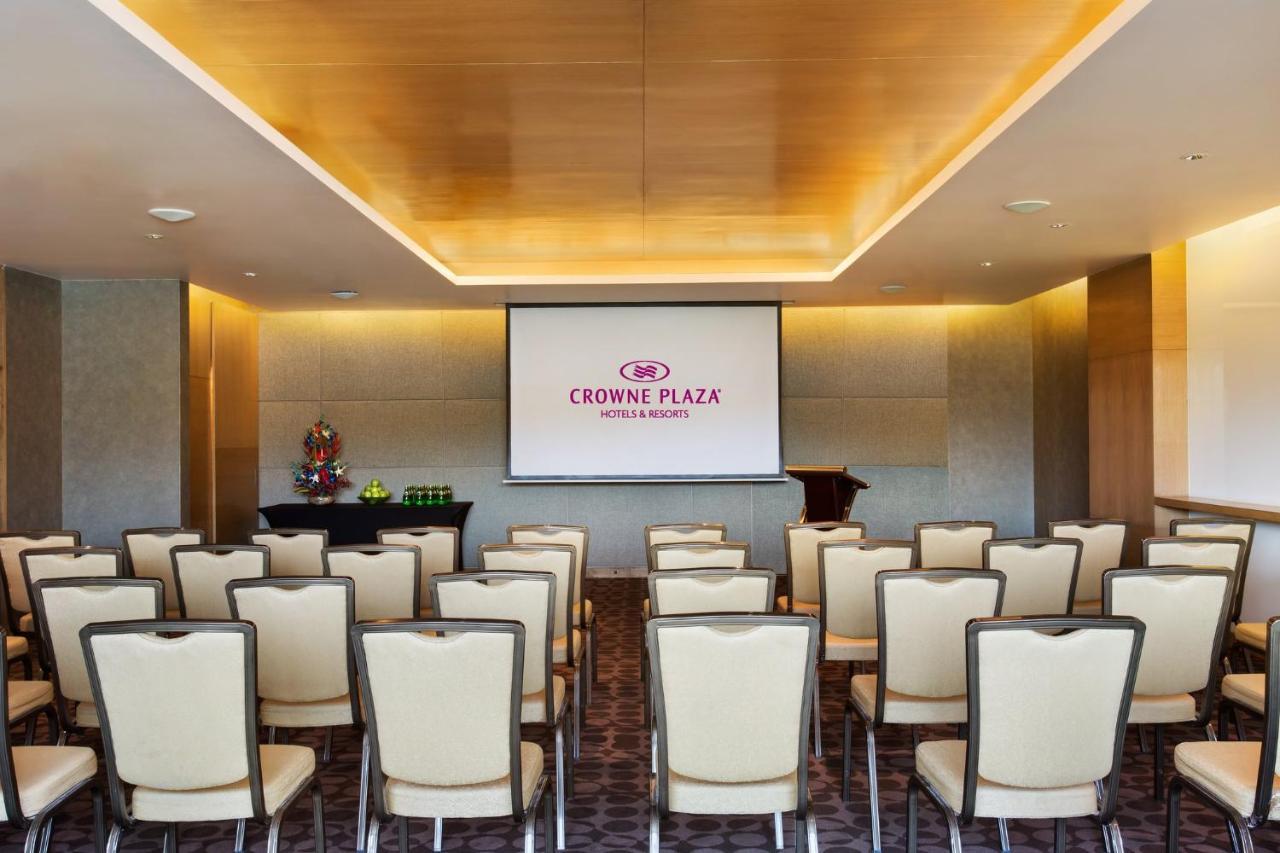 Crowne Plaza Ahmedabad City Centre By Ihg Buitenkant foto